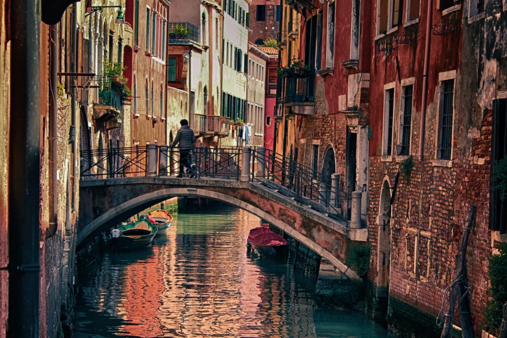 Exploring Venice's neighbourhoods