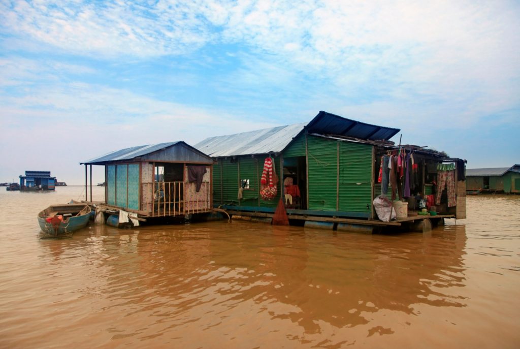 Tonle Sap Lake and floatting village