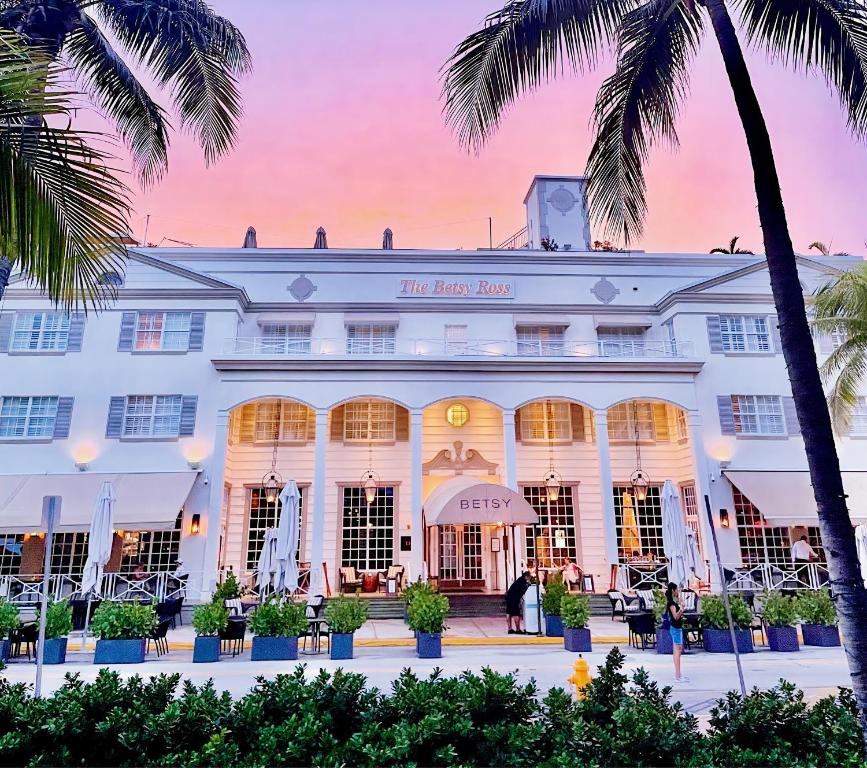 The Betsy Hotel, South Beach Miami