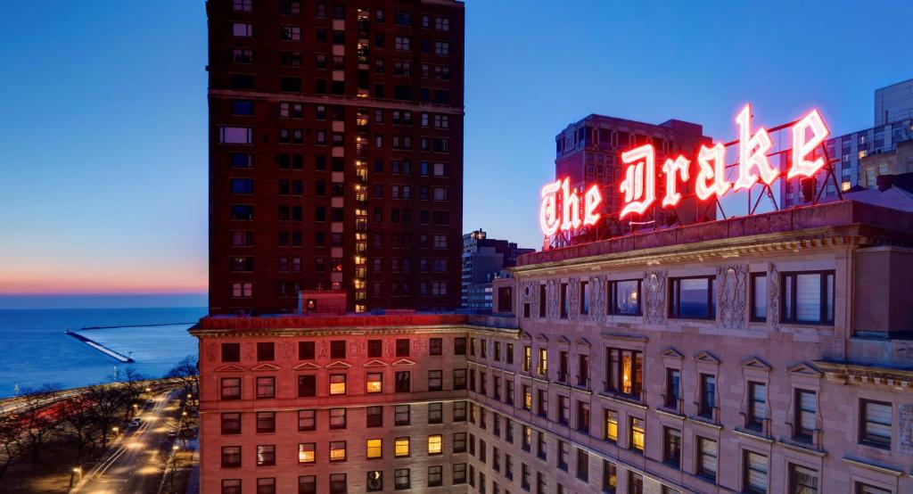 Staying at The Drake Hotel: 10 key points for a perfect stay